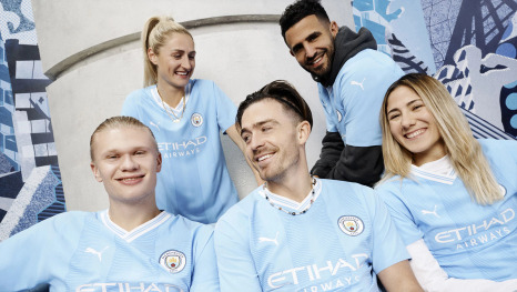 Jak Hvězdy Manchester City Formují Design Domácího Dresu Vlna Inspirace od Hráčů